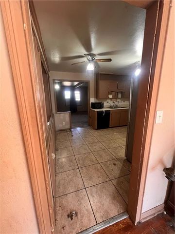 13624 Parker Avenue, Grandview, MO 64030