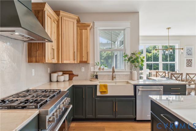 7804 Grasston Pl, Quinton, VA 23141