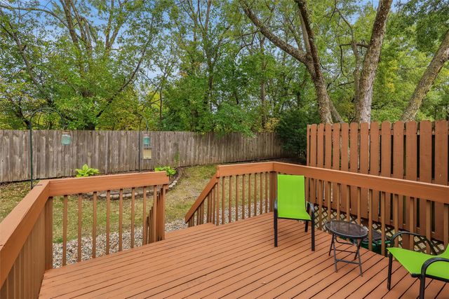 1041 Bradford Place, West Des Moines, IA 50266