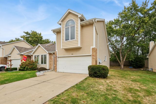 1041 Bradford Place, West Des Moines, IA 50266