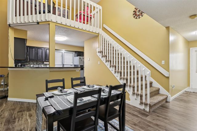 1041 Bradford Place, West Des Moines, IA 50266