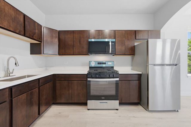 541 N Lawndale Avenue 1, Chicago, IL 60624