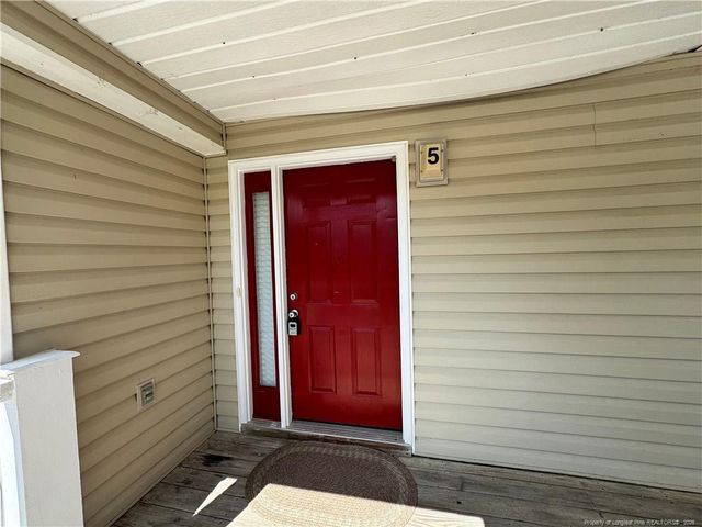 300 Bubble Creek Court 5, Fayetteville, NC 28311