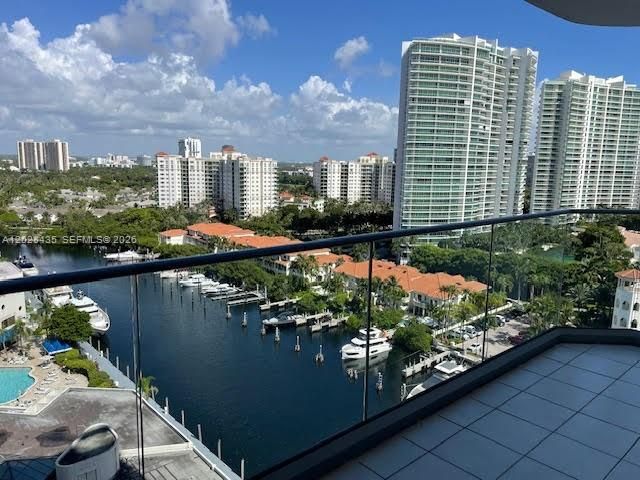 19707 Turnberry Way 18L, Aventura, FL 33180