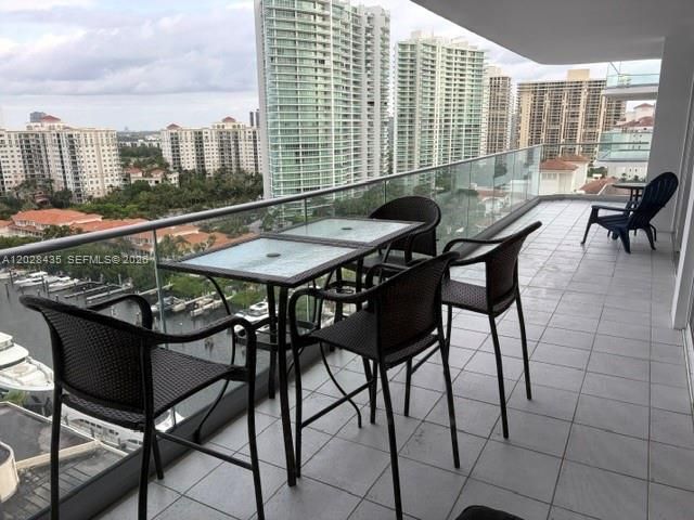 19707 Turnberry Way 18L, Aventura, FL 33180