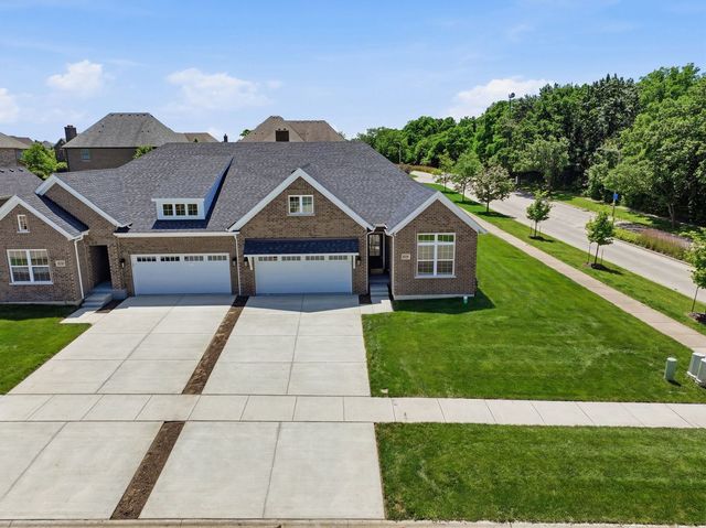 16590 Kayla Drive, Lemont, IL 60439