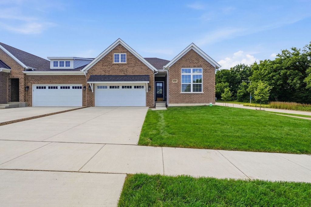 16590 Kayla Drive, Lemont, IL 60439