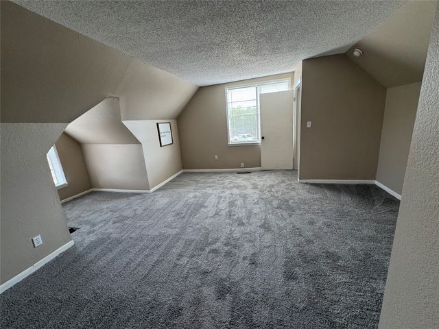 115 Adams, Mcgregor, TX 76657