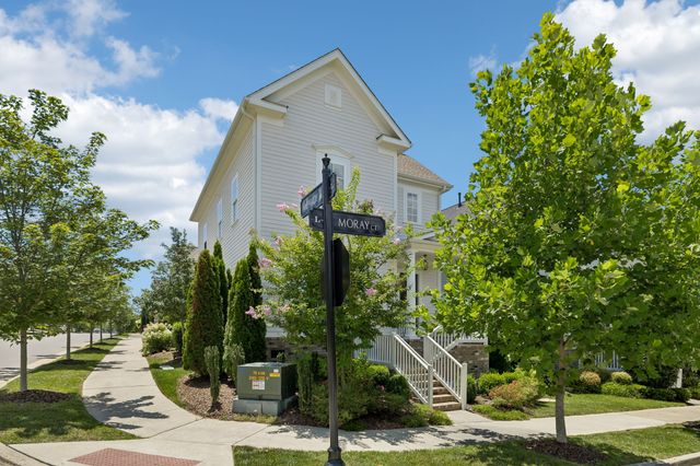 201 Moray Ct, Franklin, TN 37064