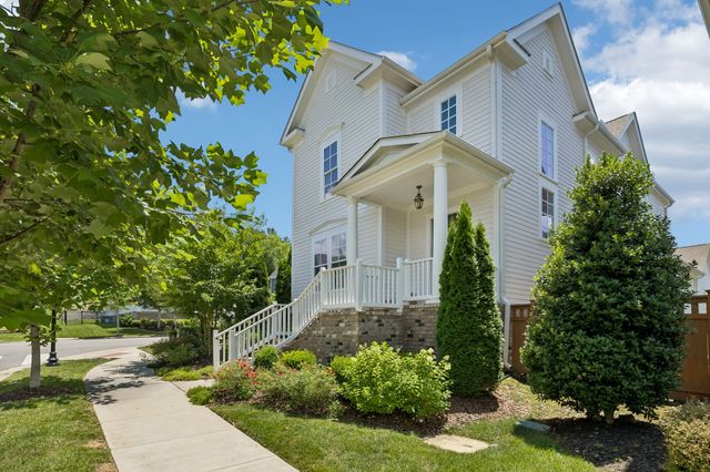 201 Moray Ct, Franklin, TN 37064