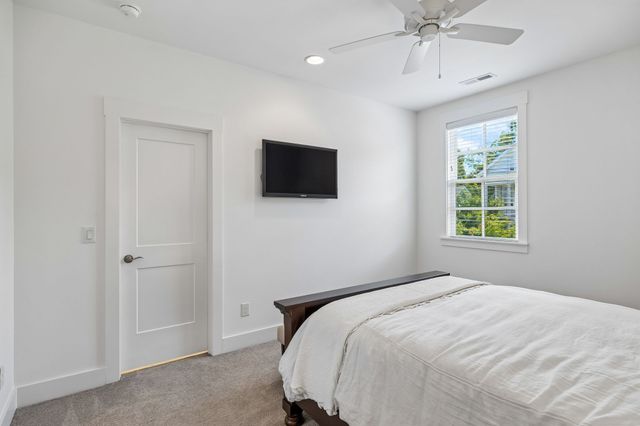 201 Moray Ct, Franklin, TN 37064