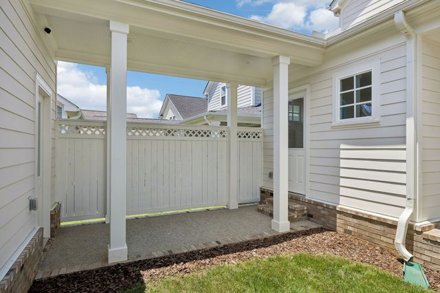 201 Moray Ct, Franklin, TN 37064