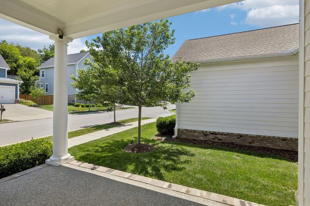201 Moray Ct, Franklin, TN 37064