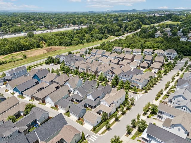 201 Moray Ct, Franklin, TN 37064