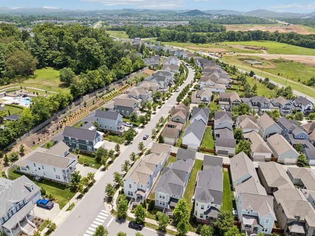 201 Moray Ct, Franklin, TN 37064