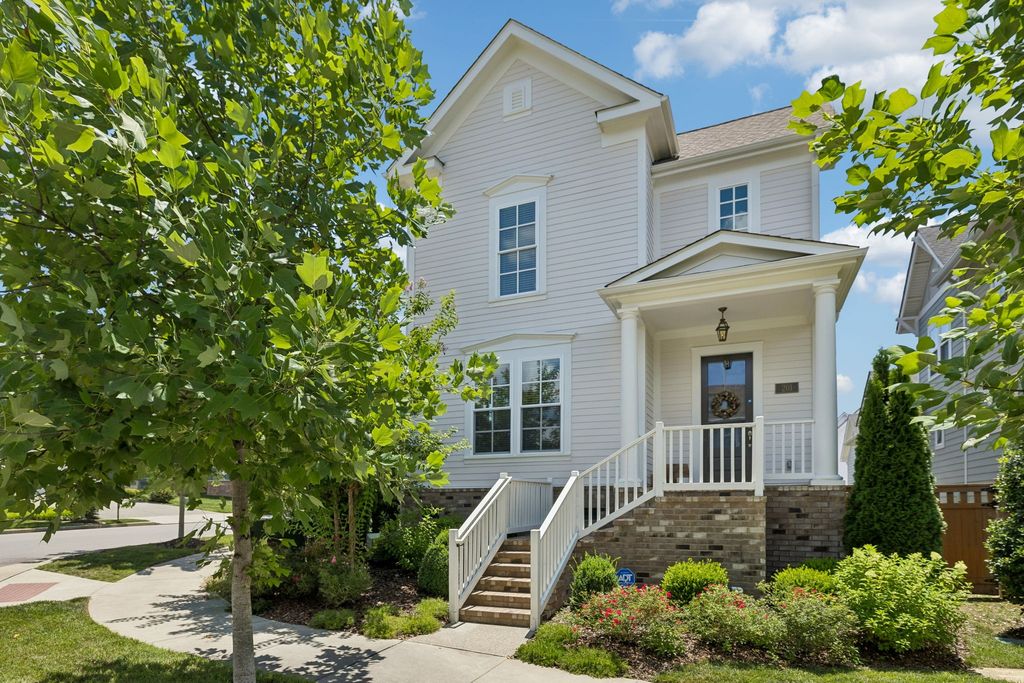 201 Moray Ct, Franklin, TN 37064