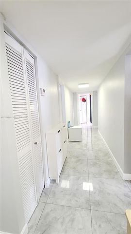 16565 NE 26th Ave 2B, North Miami Beach, FL 33160