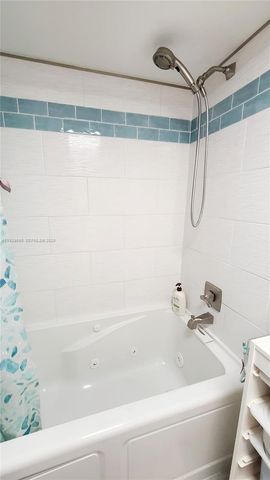 16565 NE 26th Ave 2B, North Miami Beach, FL 33160