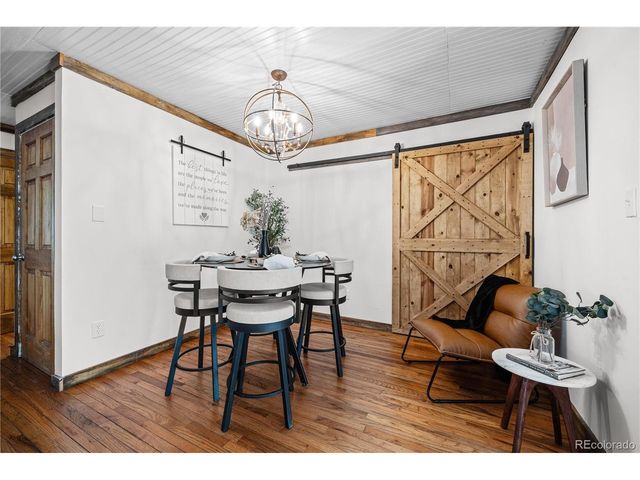 11 MacNaughton Rd, Pueblo, CO 81001