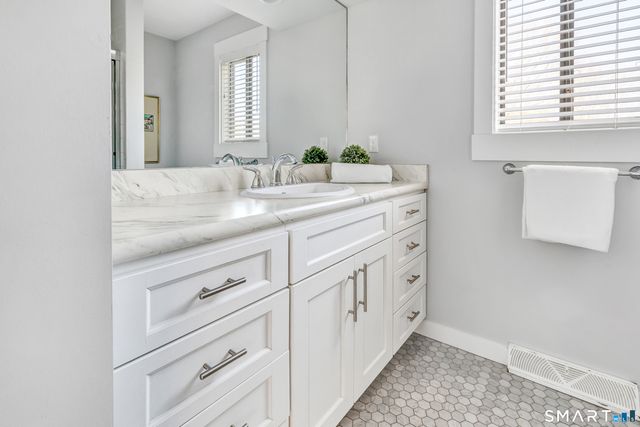 261 Agawam Drive A, Stratford, CT 06614