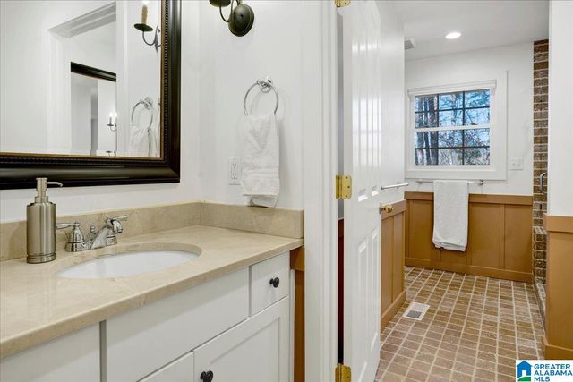 1069 LIBERTY ROAD, Chelsea, AL 35043