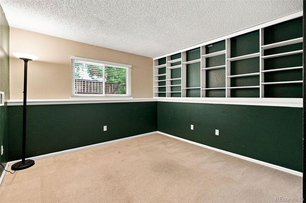 Image 22 of property listing at 9269 Hickory Circle, Highlands Ranch, CO 80126