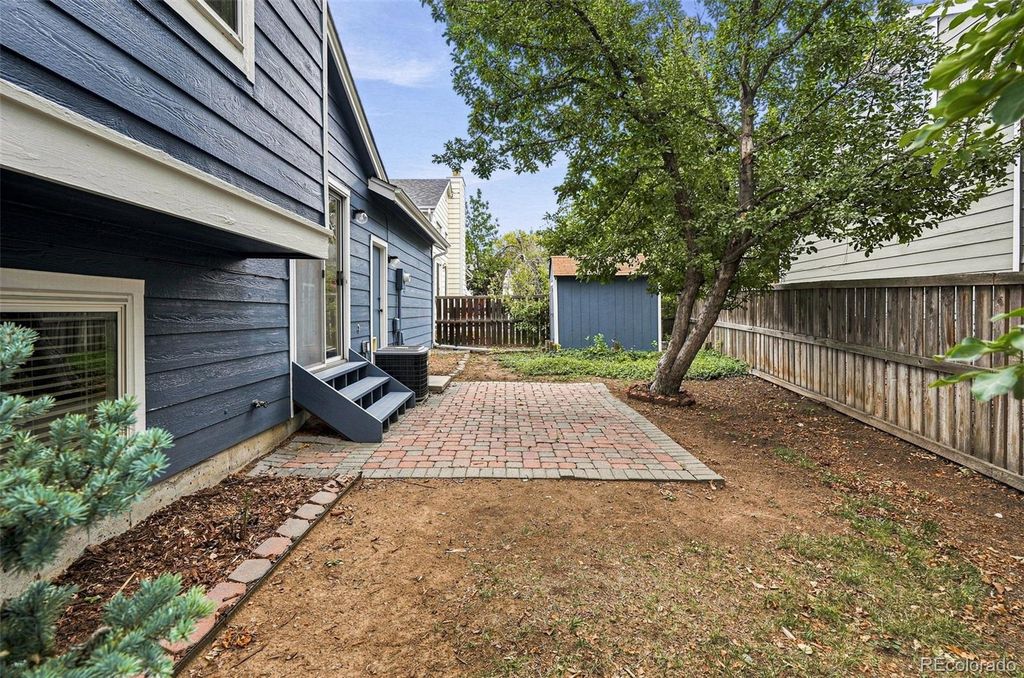 Image 28 of property listing at 9269 Hickory Circle, Highlands Ranch, CO 80126