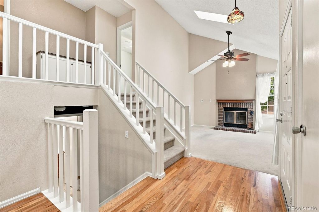 Image 4 of property listing at 9269 Hickory Circle, Highlands Ranch, CO 80126