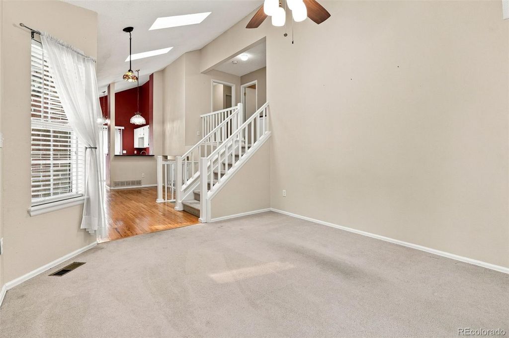 Image 8 of property listing at 9269 Hickory Circle, Highlands Ranch, CO 80126