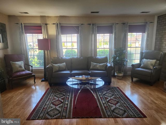 2905 GRACEFIELD RD, Silver Spring, MD 20904