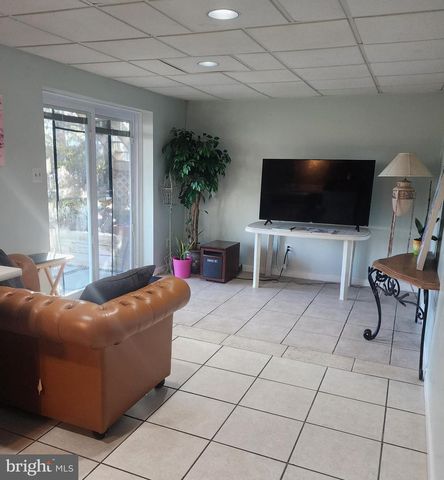 2905 GRACEFIELD RD, Silver Spring, MD 20904