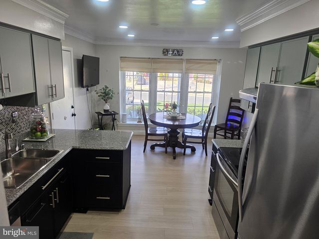 2905 GRACEFIELD RD, Silver Spring, MD 20904