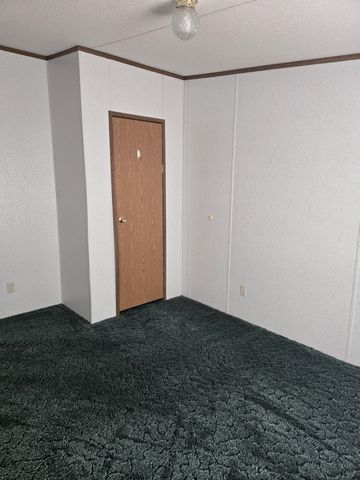 1513 Slaydenwood Rd, Cumberland Furnace, TN 37051