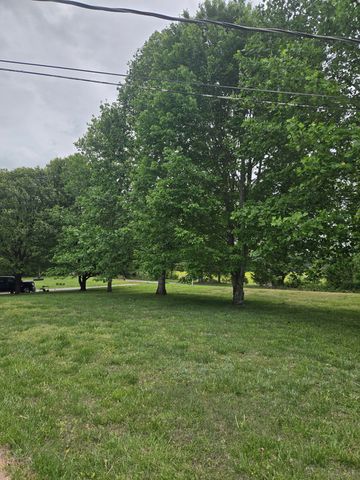 1513 Slaydenwood Rd, Cumberland Furnace, TN 37051