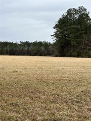 744 PARADISE Road, Ball, LA 71405