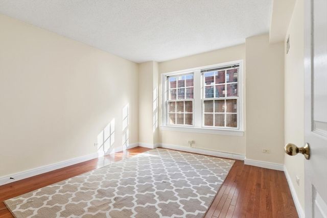534 Beacon St 302, Boston, MA 02215