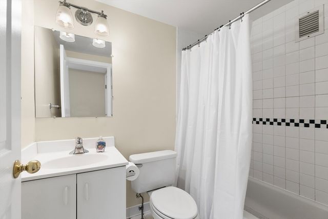 534 Beacon St 302, Boston, MA 02215