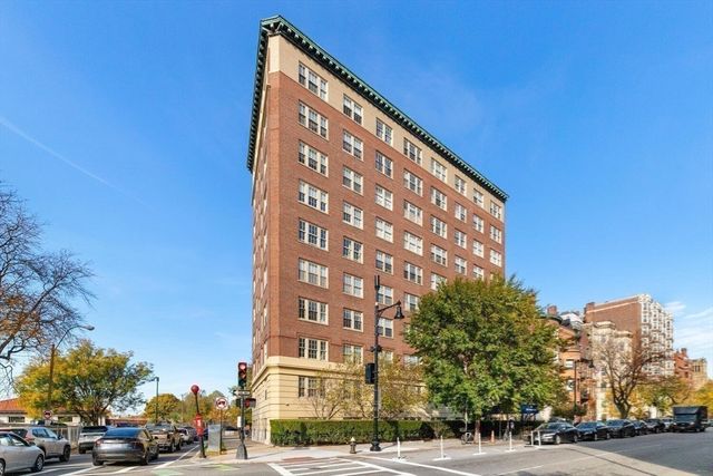 534 Beacon St 302, Boston, MA 02215