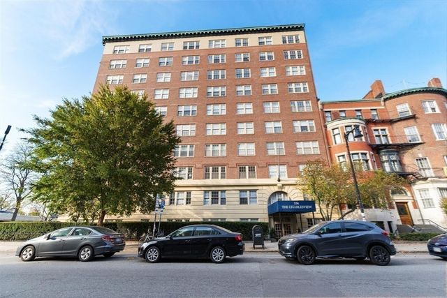 534 Beacon St 302, Boston, MA 02215