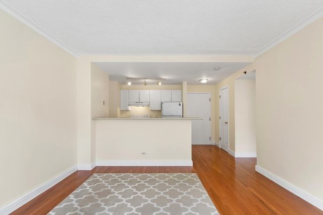 534 Beacon St 302, Boston, MA 02215