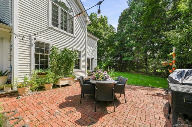 87 Summit Street, Monroe, NY 10950