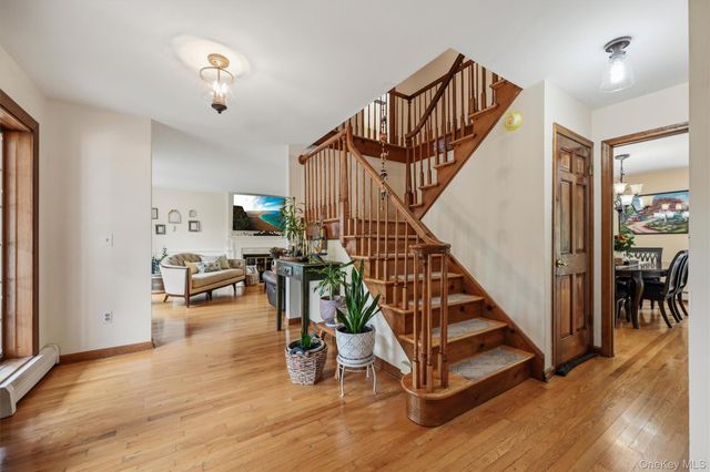 87 Summit Street, Monroe, NY 10950