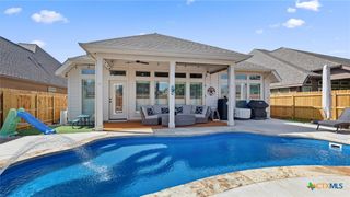 2152 Pioneer Pass, Seguin, TX 78155