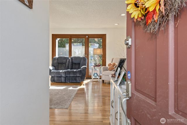 7806 Jade Drive SW, Lakewood, WA 98498