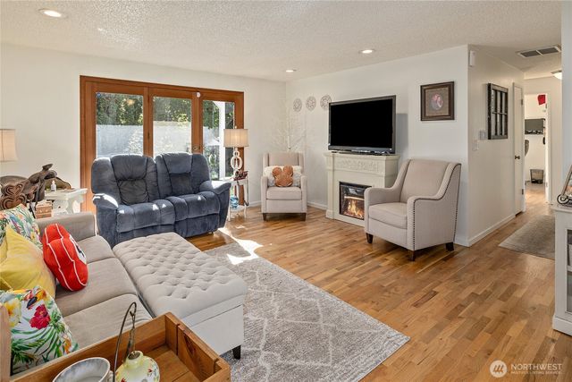 7806 Jade Drive SW, Lakewood, WA 98498