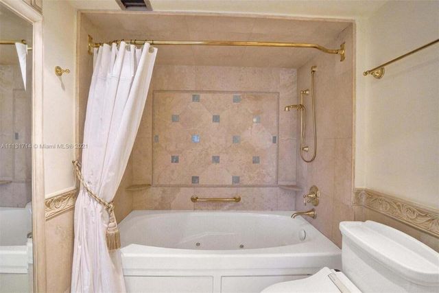 1340 S Ocean Boulevard 807, Pompano Beach, FL 33062