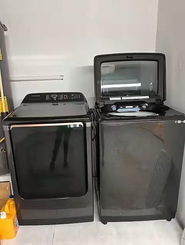 105 Marlin Avenue, Galveston, TX 77550