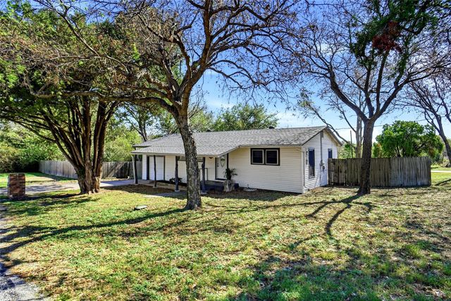 2900 Broadview Drive, Sansom Park, TX 76114