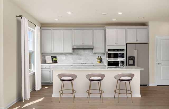 2 Stratton Drive 104, Woburn, MA 01801