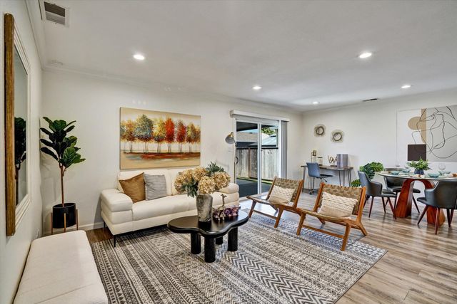 13921 Tahiti Rd, San Leandro, CA 94577